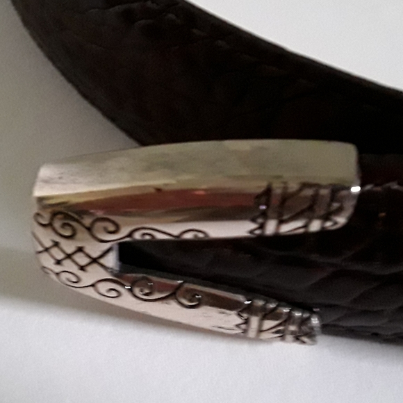 Brighton Embossed Croc Brown Leather Belt - EUC, M 30 - Picture 2 of 9